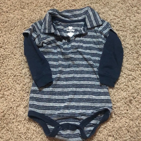Set of four long sleeve 6 month onesies - Picture 7 of 9